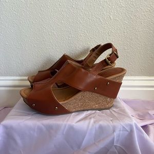 Kenneth Cole Wedge Sandals
